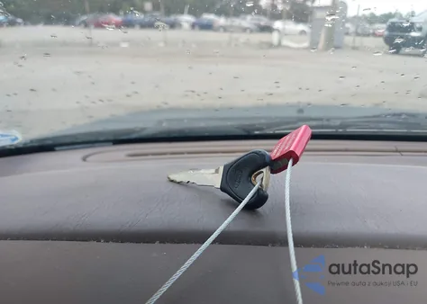 2000 Ford Escort Zx2 z USA, uszkodzony, nr VIN 3FAKP1130YR134561